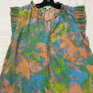 Current Air bright sleeveless blouse.